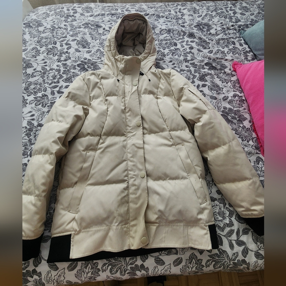 Elegant Cream Puffer Jacket